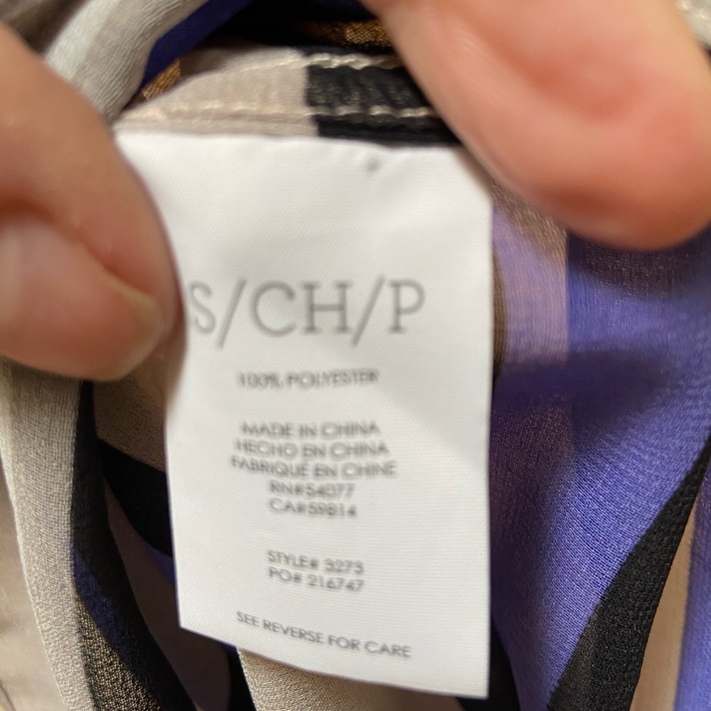 Cabi multi colored lightweight sleeveless blouse - Picture 4 of 5